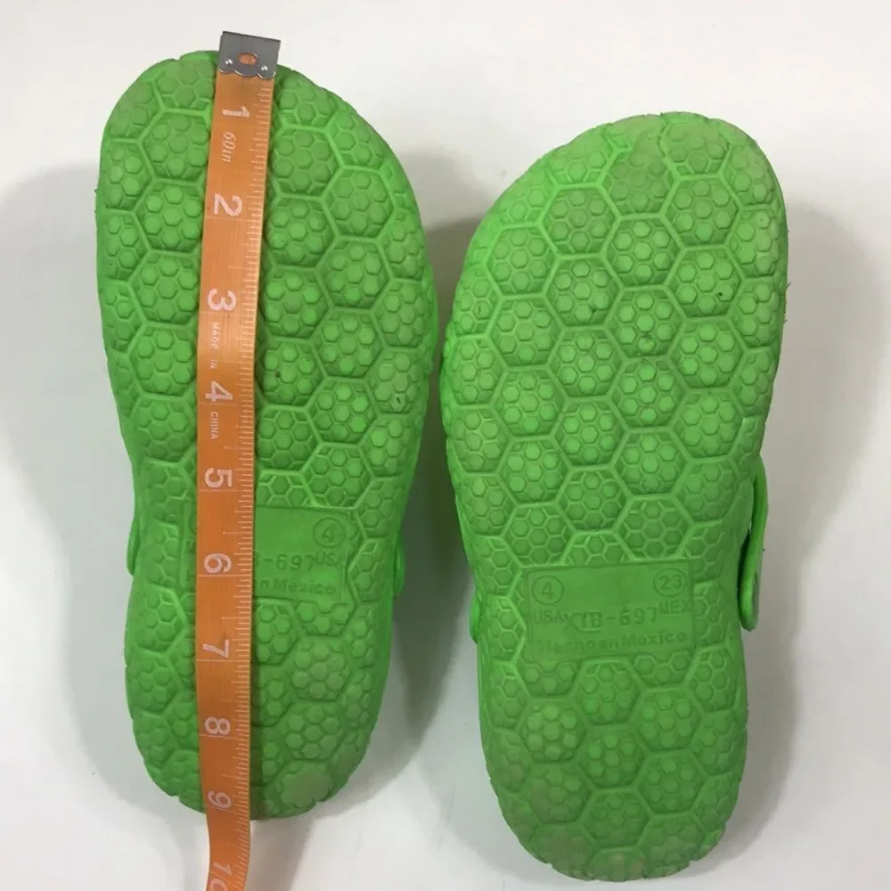 10/$50 Water Shoes Made In México  Size 23 Unisex Size 4